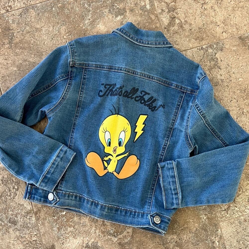 Looney Tunes denim jacket, Tweety Bird on back., Girls M (7/8)